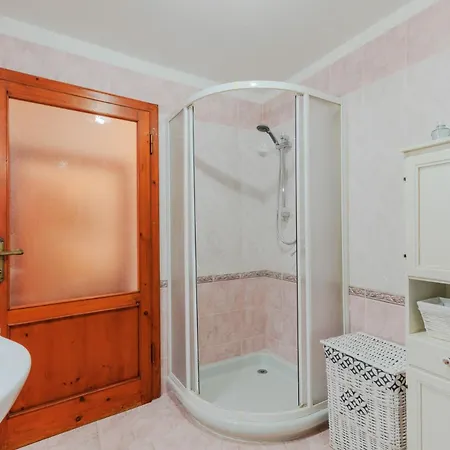 Casa La Guardia, A Classic 3 Bedrooms * Lucca