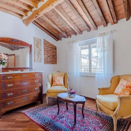 Casa La Guardia, A Classic 3 Bedrooms *