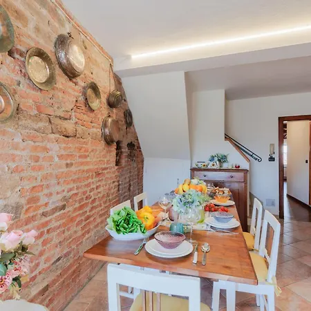 Casa La Guardia, A Classic 3 Bedrooms