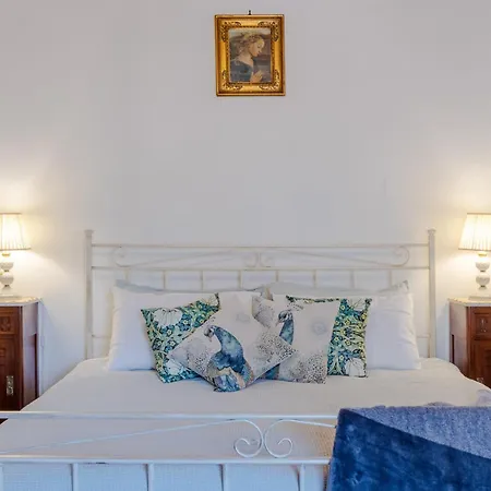 Casa La Guardia, A Classic 3 Bedrooms Apartment