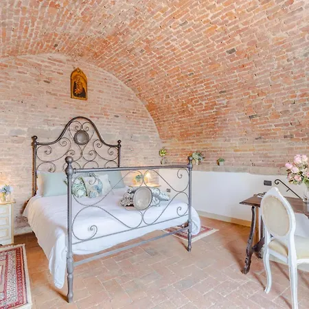 Casa La Guardia, A Classic 3 Bedrooms Lucca